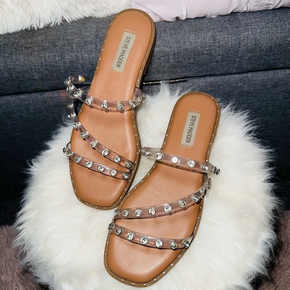 Steve Madden Clear Faux Crystal Flat Sandals✨ - Picture 2 of 8